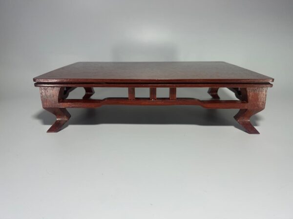 mesa expositora de Bonsai