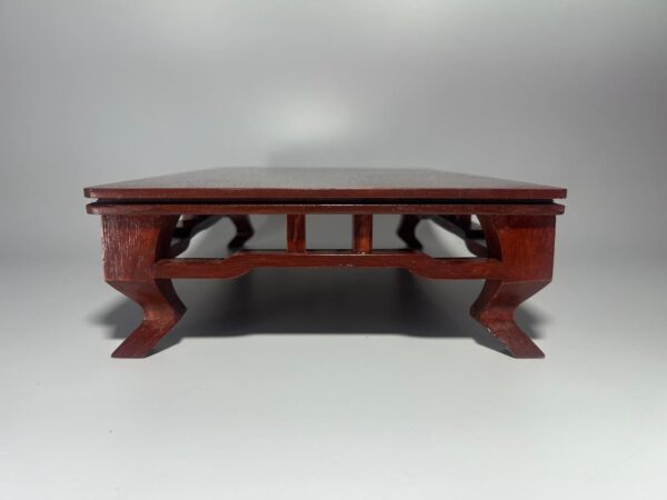 mesa expositora de Bonsai