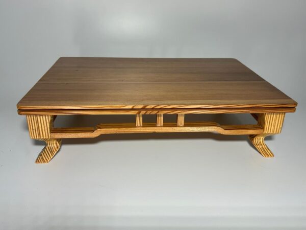 mesa expositora de Bonsai